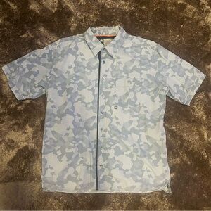 Nike ACG Men's Blue/Grey Camouflage Short Sleeve Shirt